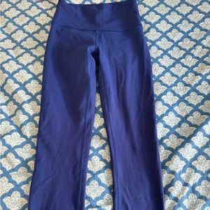 Lululemon leggings, in perfect condition, size 4
